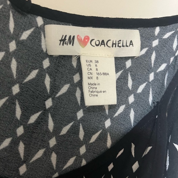 H&M Fringe Crop - Picture 2 of 4